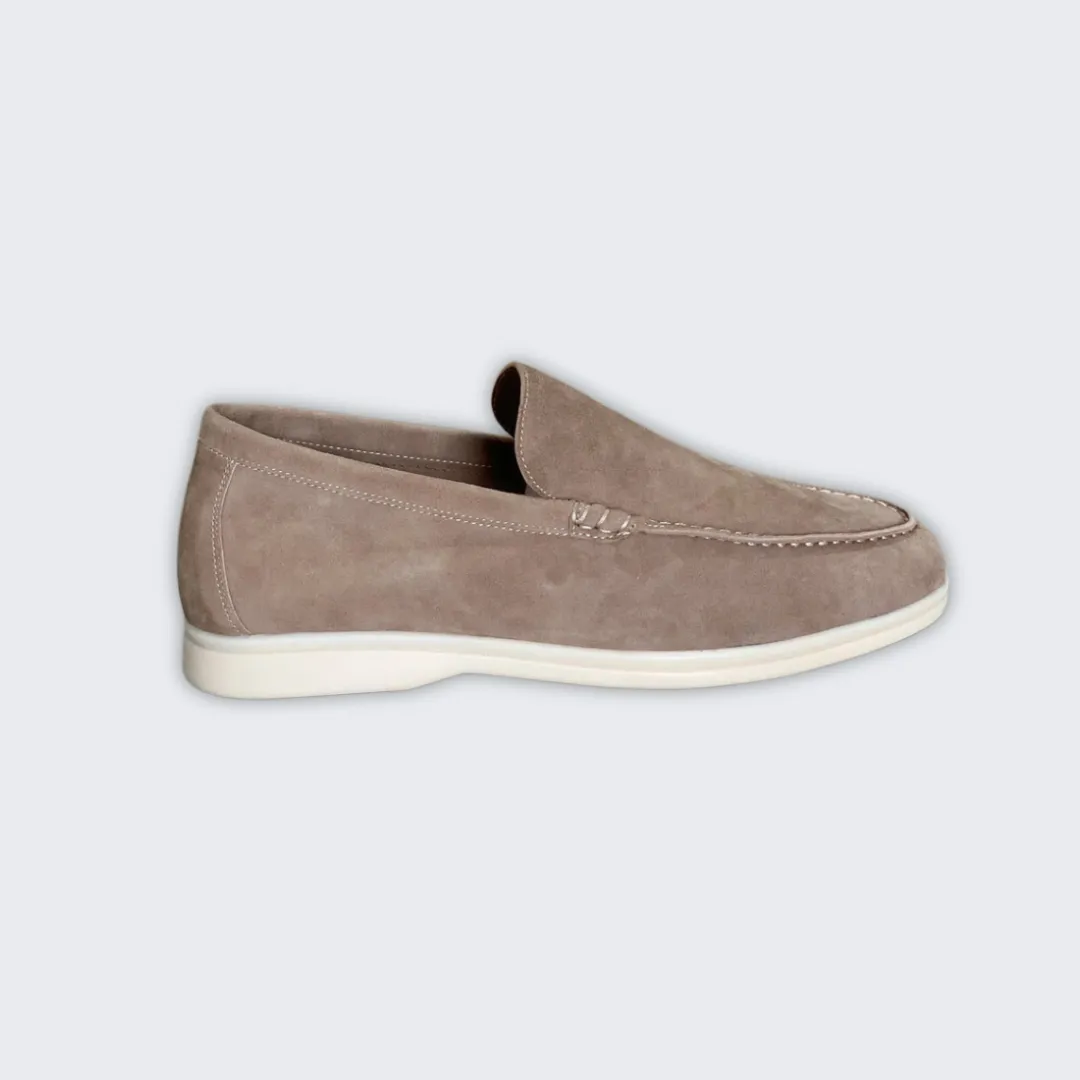 Elegant Suede Loafers for Men | Versatile Comfort & Style