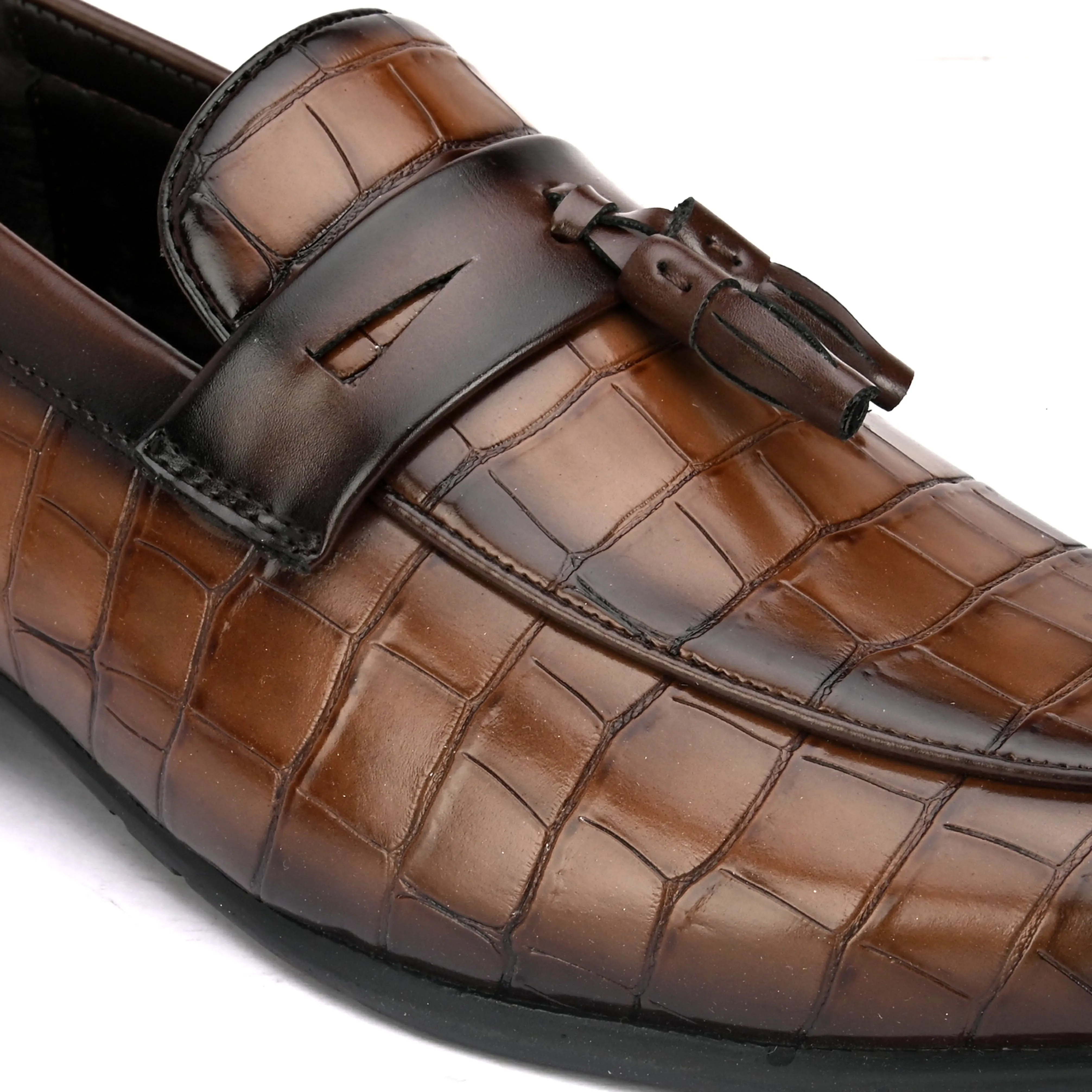 Lune Brown Textured Slip-ons