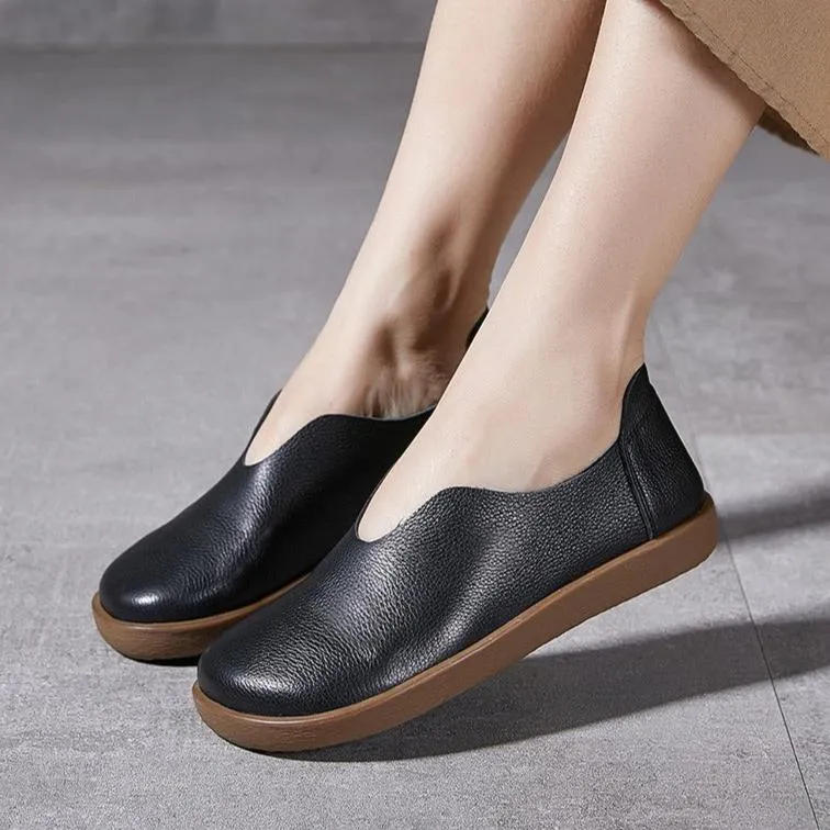 Womens Round Toe Soft Leather Slip-On Loafers